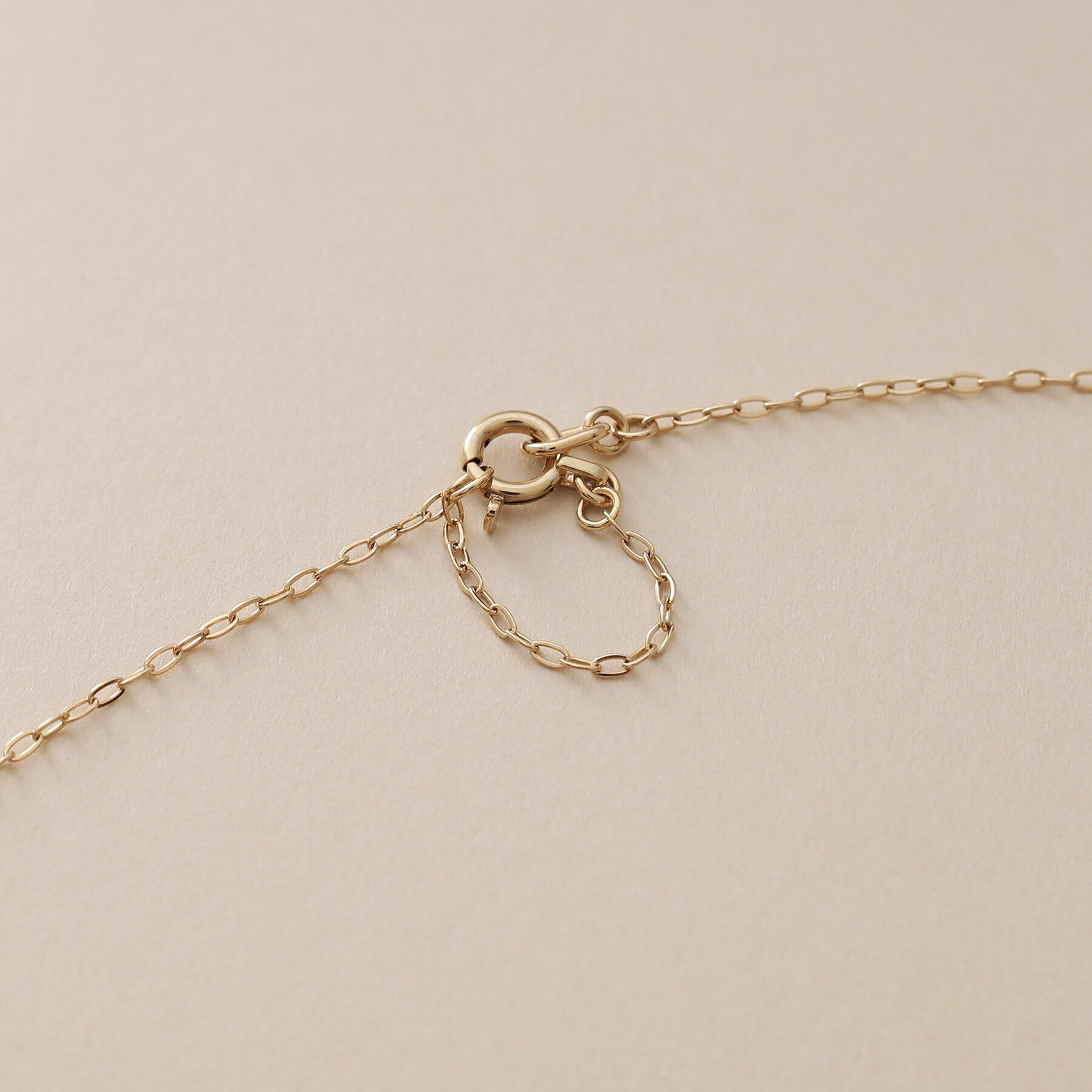 COCOSHNIK「K10ダイヤモンド トラックフレーム ネックレス」|ネックレス|