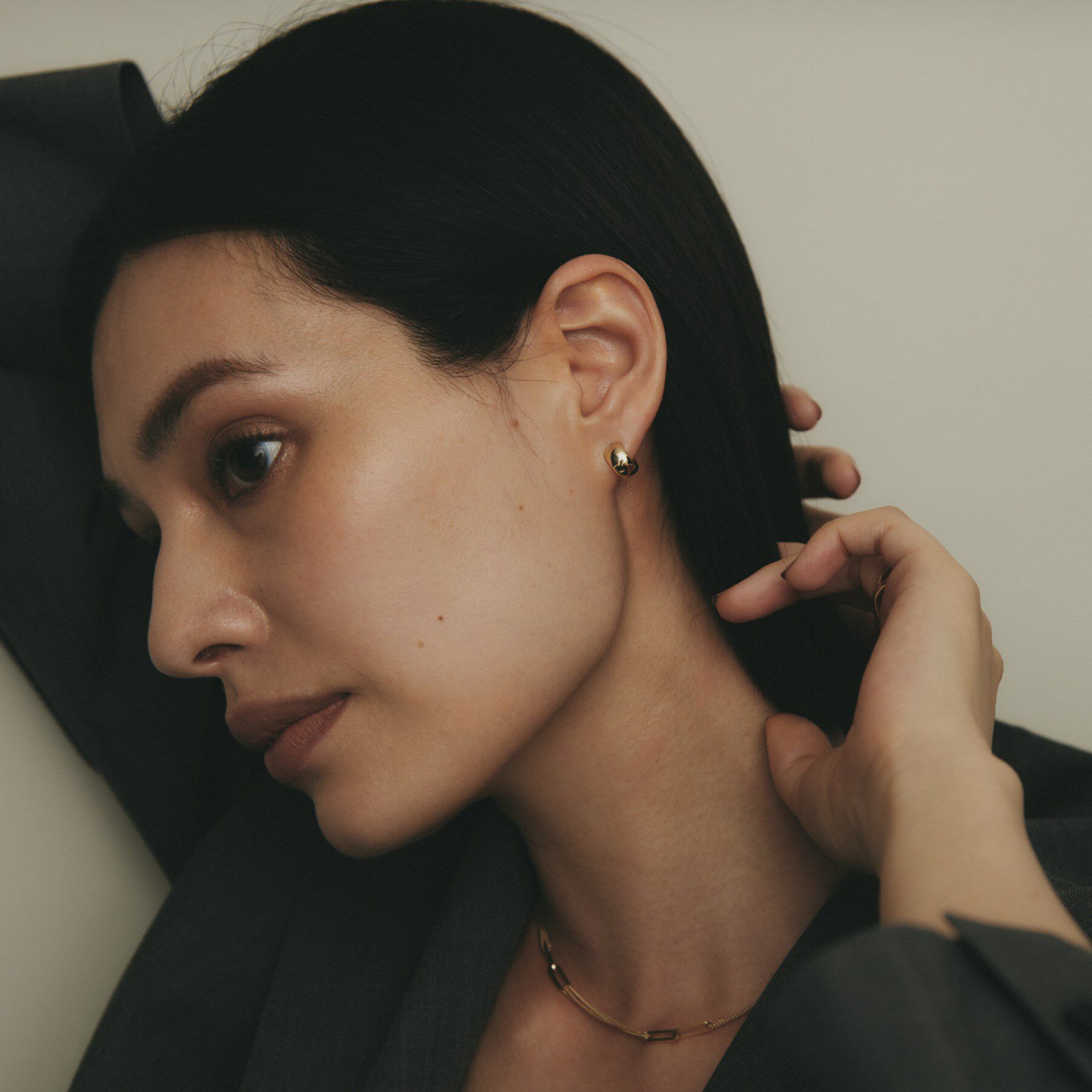 COCOSHNIK「K10平甲ワイド 中折れピアス」|ピアス|