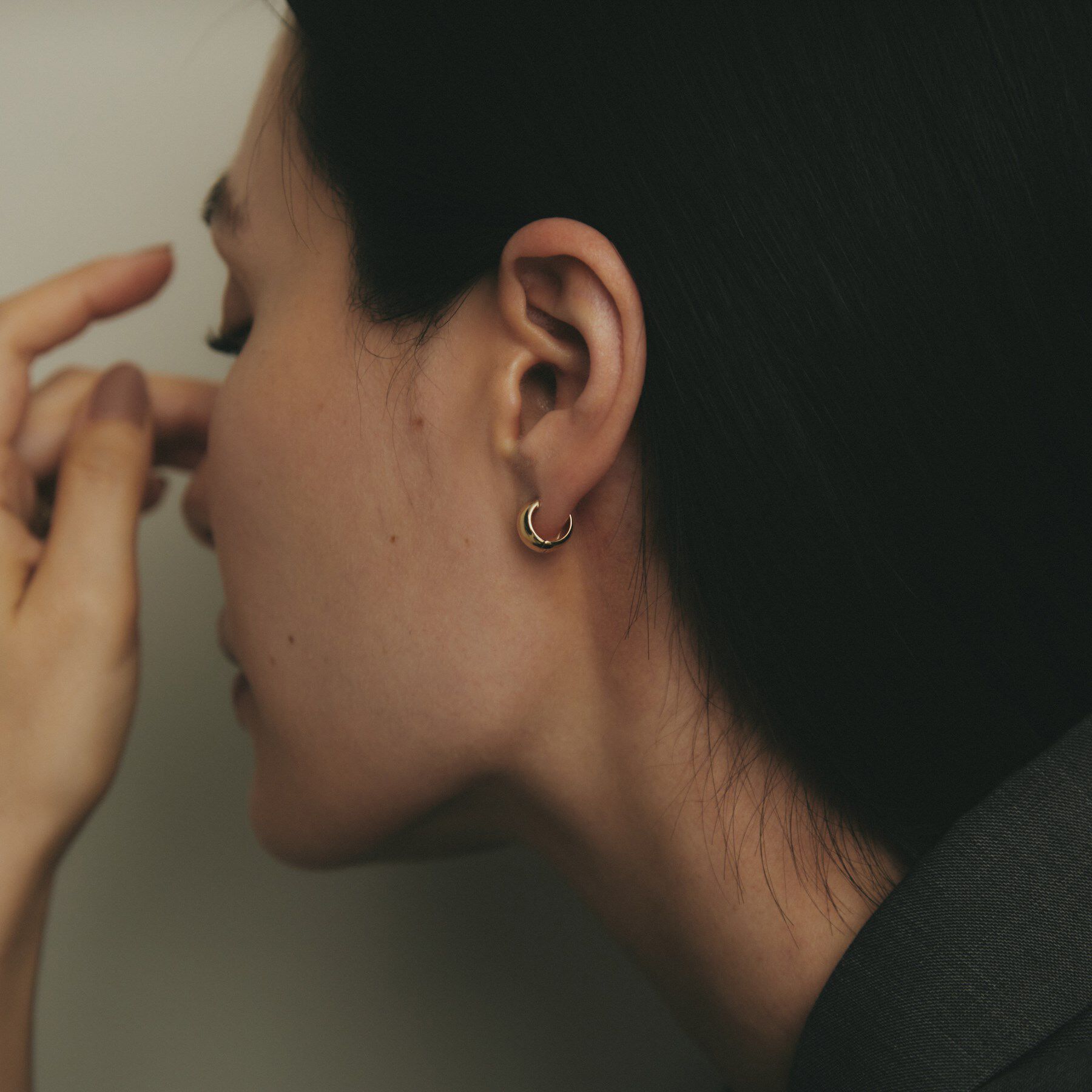 COCOSHNIK「K10平甲ワイド 中折れピアス」|ピアス|