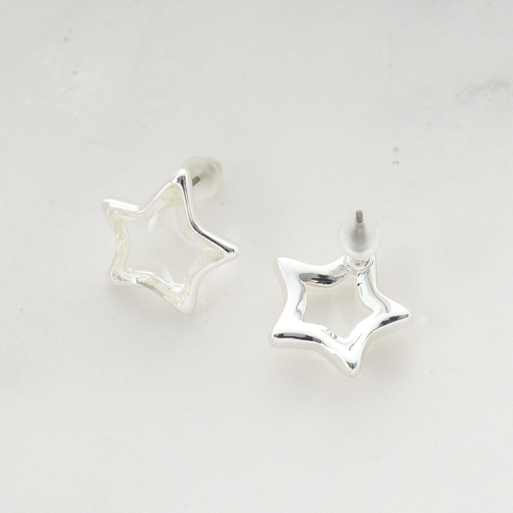 SHOO･LA･RUE「【チタンポスト】クリア星ピアス」|ピアス|