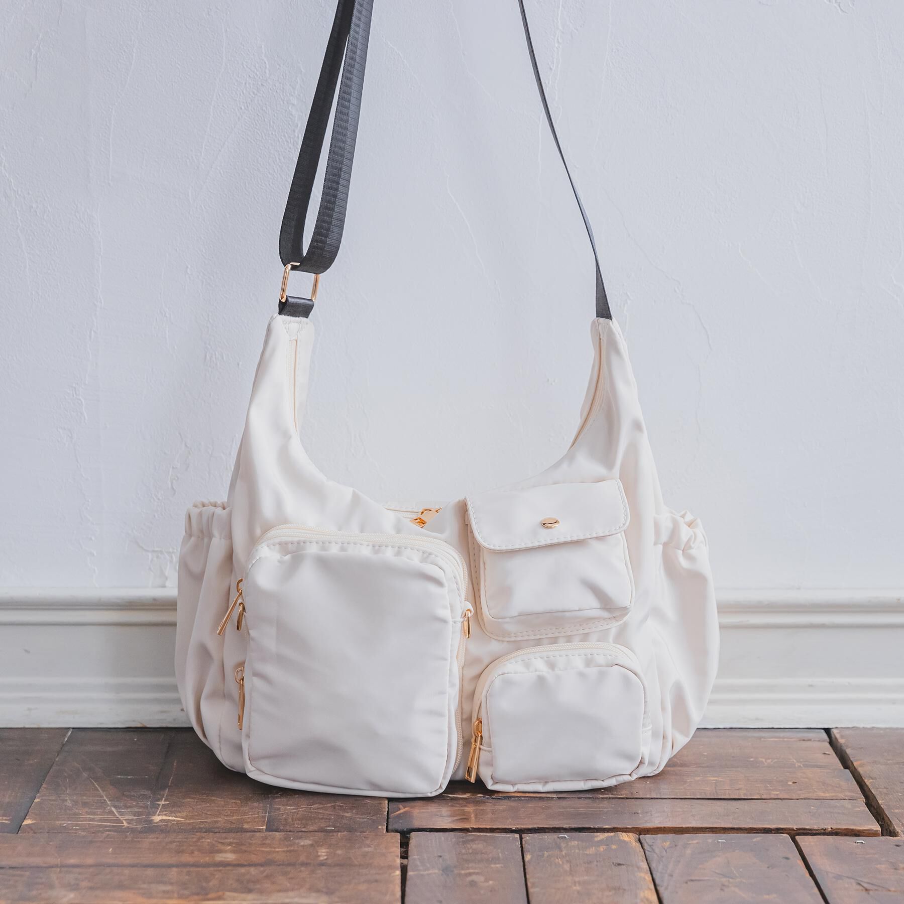 ITS&rsquo;DEMO「着脱ポケット2WAYショルダー」|ショルダー・メッセンジャー|