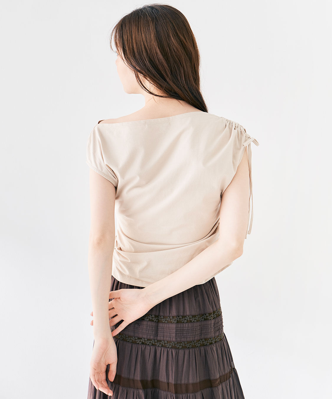 COCO DEAL「アシメネックカットプルオーバー」|プルオーバー|