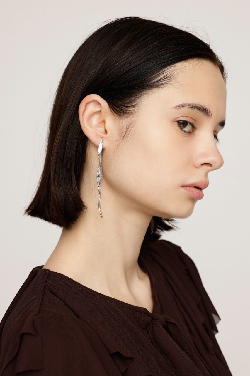 SLY「DANGLE LEAVES P／EARRINGS」|ピアス|