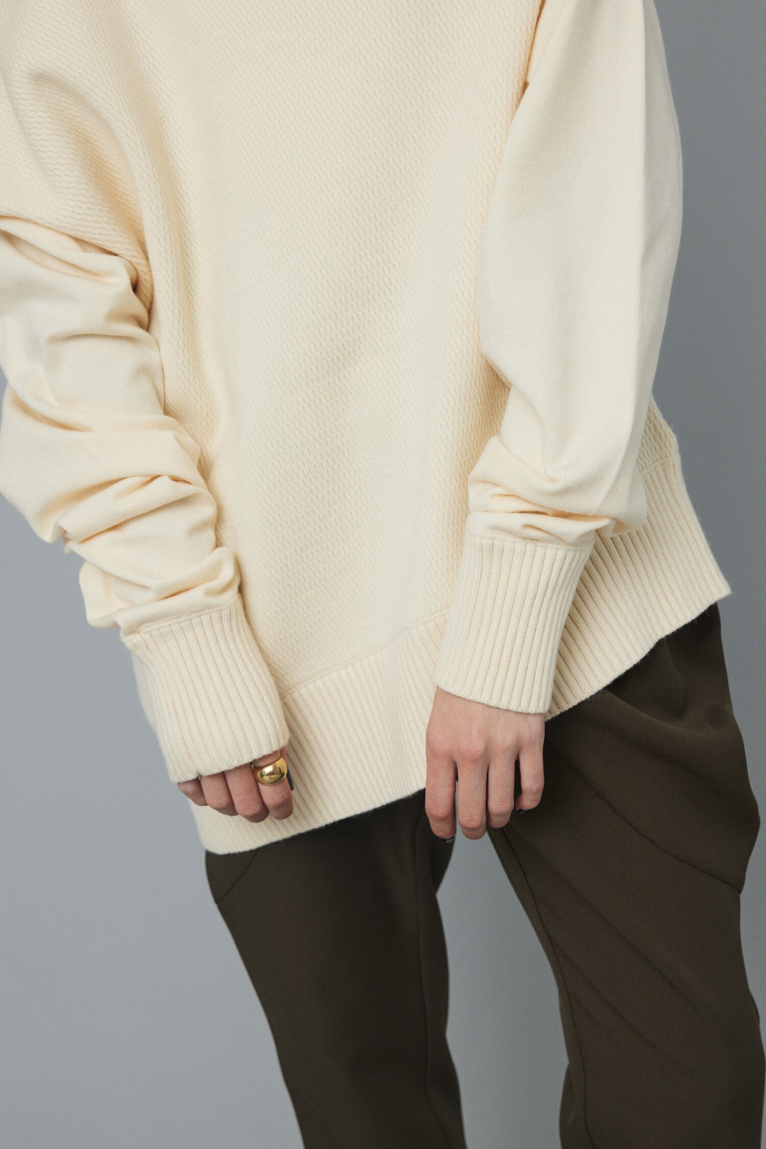 HeRIN.CYE「Thermal off shoulder tops」|ニット・セーター|