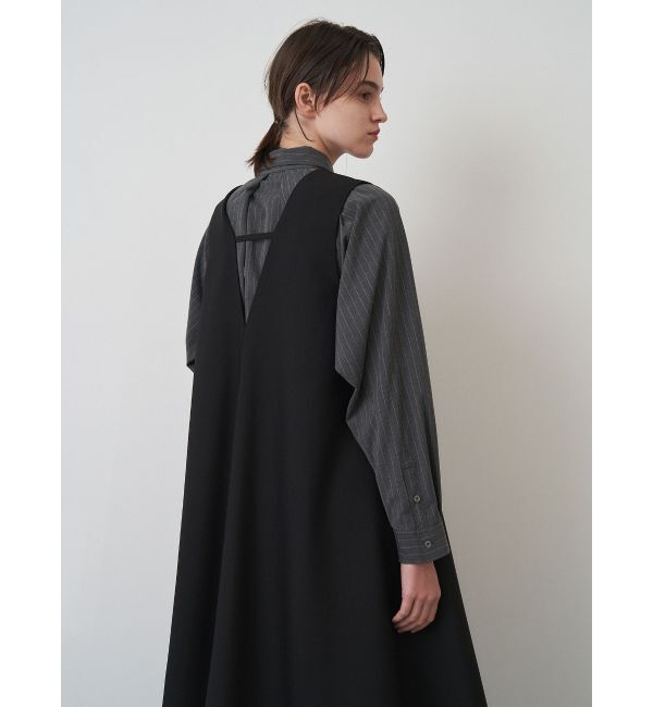 ELENDEEK「DEEP V NECK A-LINE OP」|ジャンパースカート|ブラック