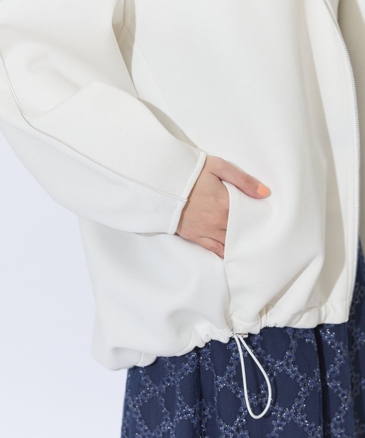 アンドクチュール「ダンボールポンチフーディーブルゾン」|ブルゾン・スタジャン|