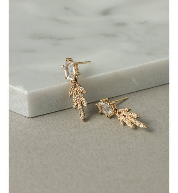 Lilas by Spick&Span「ヘキサゴン*ダイヤarrowモチーフピアス K10(両耳)」|ピアス|