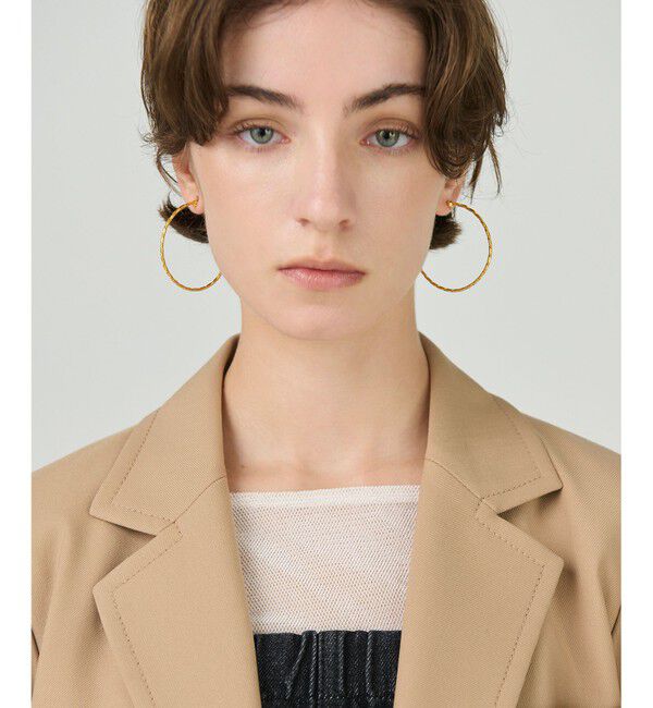 GRACE CONTINENTAL「ラインデザインフープピアス」|ピアス|