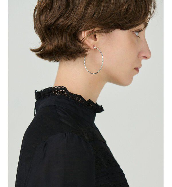 GRACE CONTINENTAL「ラインデザインフープピアス」|ピアス|シルバー