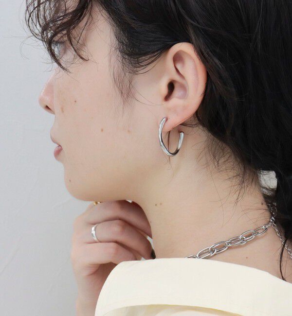 fredy emue「メタルカールピアス」|ピアス|