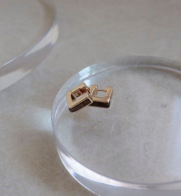 fredy emue「スクエアワンタッチピアス」|ピアス|