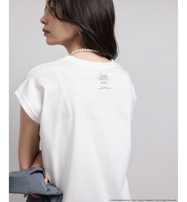 ROPE「【Brigitte Bardot&times;ROPE'・コラボ】プリントアームレットT-shirt【洗える・洗濯耐久性・接触冷感】」|Tシャツ・カットソー|