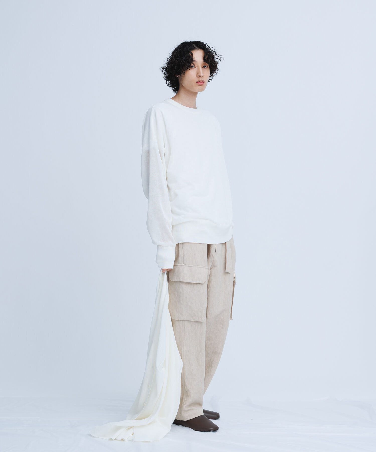 ADAM ET ROPE'「【WEB限定】麻調 ロングルーズ シアー サマーニット ロングカーディガン / ユニセックス」|カーディガン|