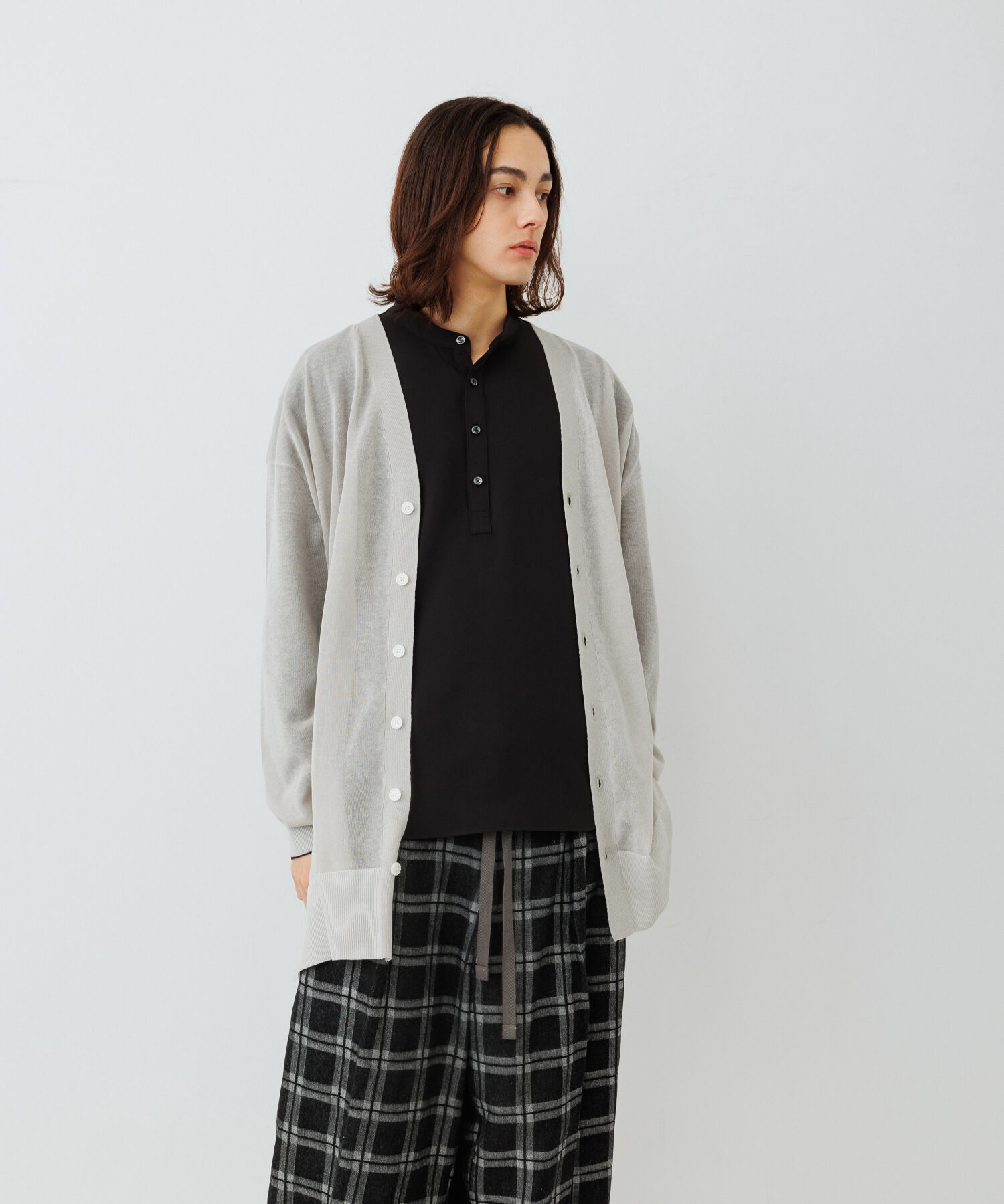 ADAM ET ROPE'「【WEB限定】麻調 ロングルーズ シアー サマーニット ロングカーディガン / ユニセックス」|カーディガン|