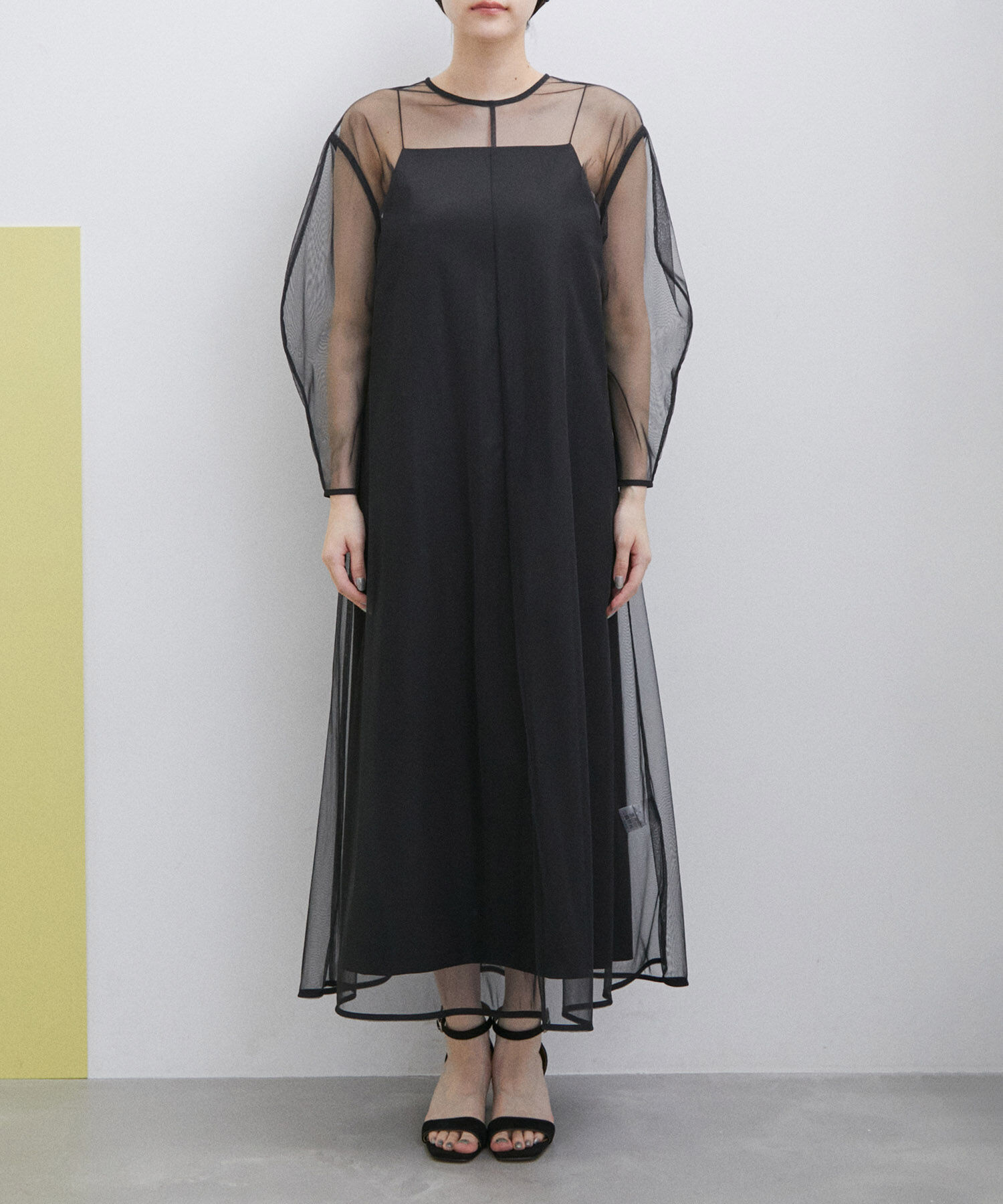 ADAM ET ROPE'「【WEB限定(一部店舗展開あり)】〈SETアイテム〉チュールレイヤードキャミドレス」|ワンピース|