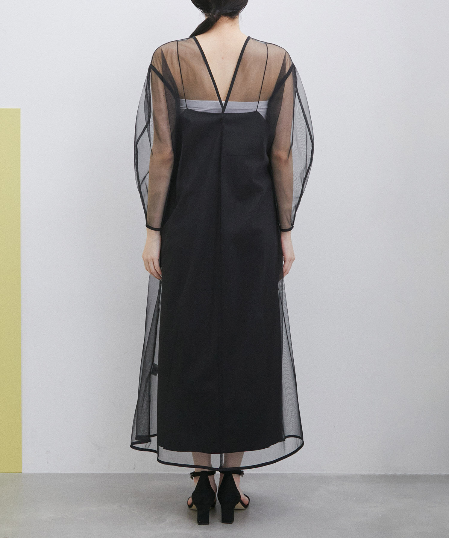 ADAM ET ROPE'「【WEB限定(一部店舗展開あり)】〈SETアイテム〉チュールレイヤードキャミドレス」|ワンピース|