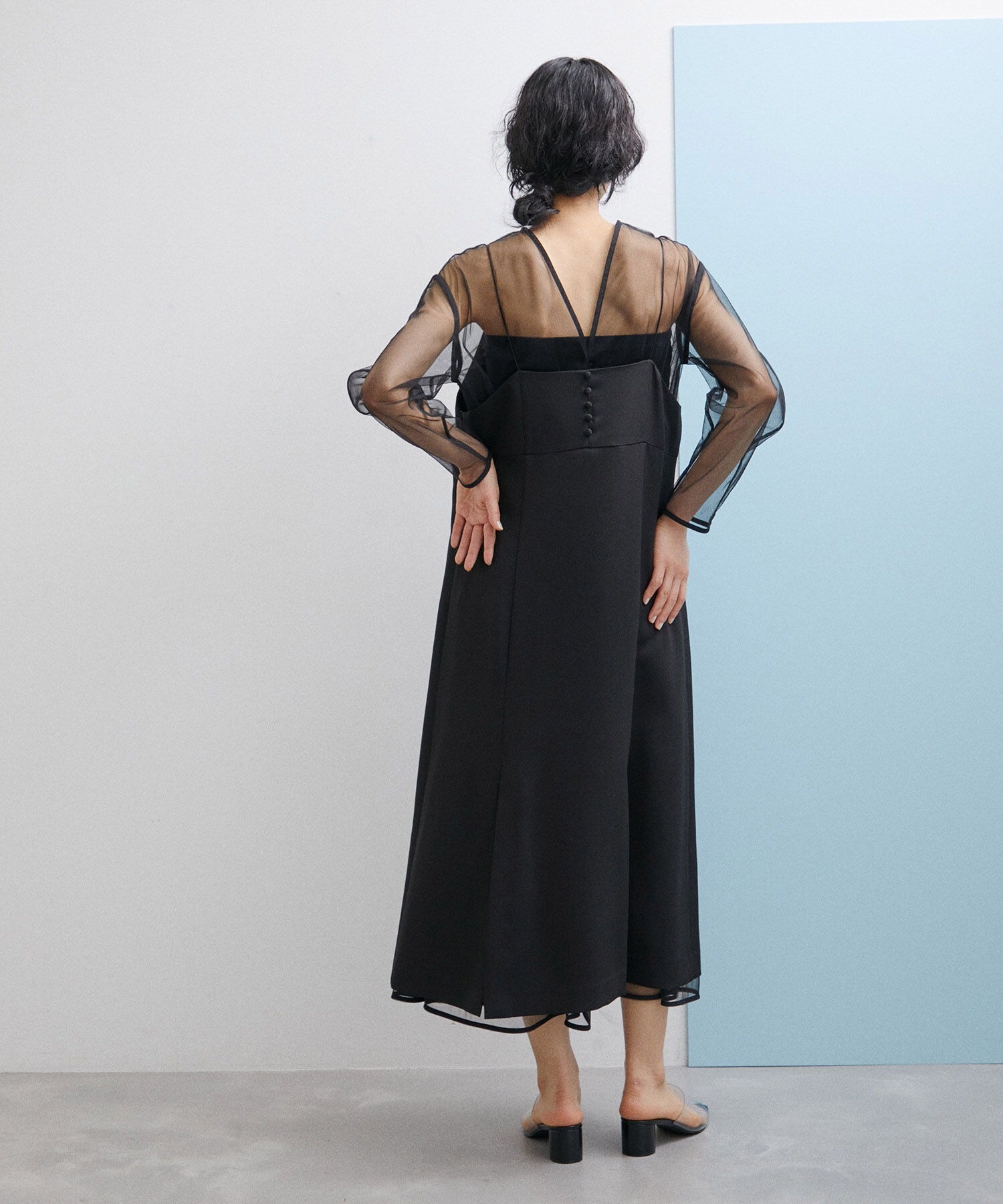 ADAM ET ROPE'「【WEB限定(一部店舗展開あり)】〈SETアイテム〉チュールレイヤードキャミドレス」|ワンピース|