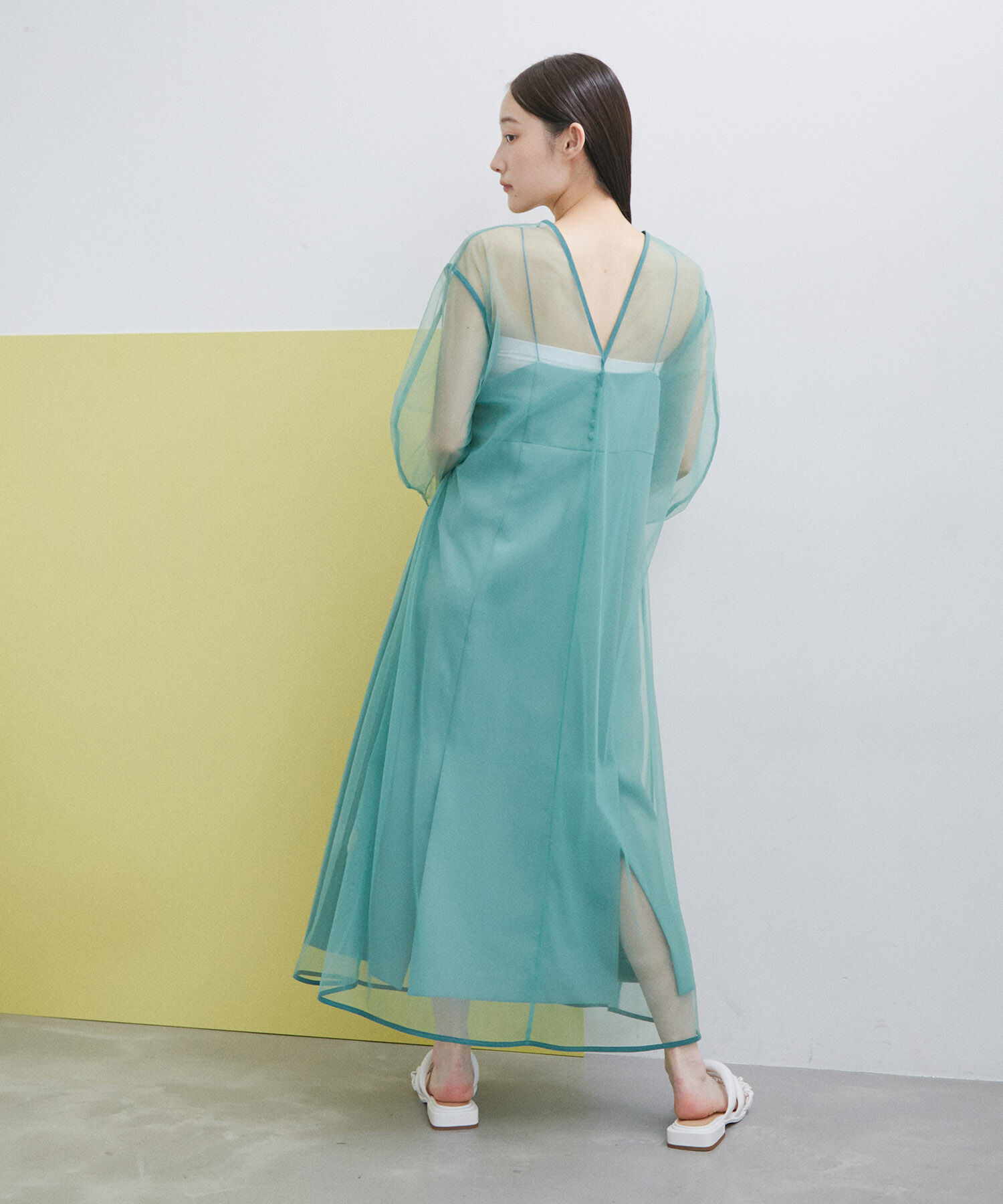 ADAM ET ROPE'「【WEB限定(一部店舗展開あり)】〈SETアイテム〉チュールレイヤードキャミドレス」|ワンピース|