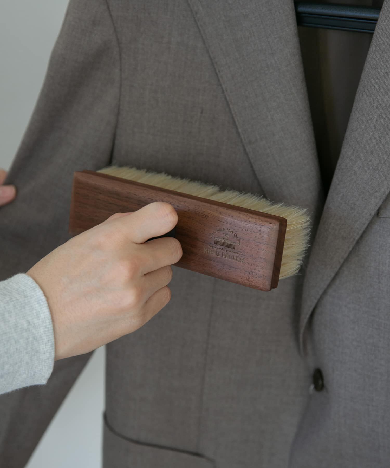 URBAN RESEARCH DOORS「『WEB/一部店舗限定』Shoji Works　四角い馬毛の洋服ブラシ」|その他|