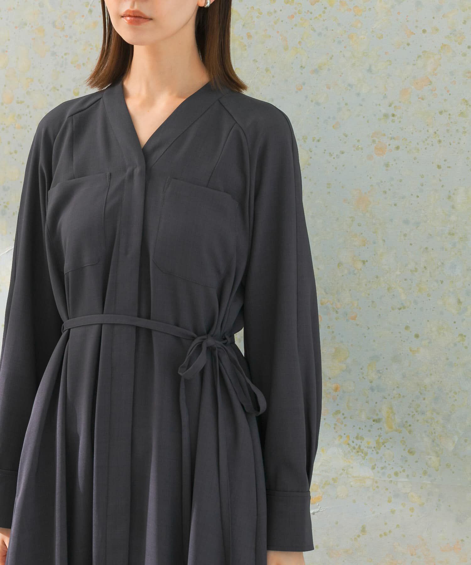 URBAN RESEARCH ROSSO「ポケットデザインVネックワンピース」|ワンピース|