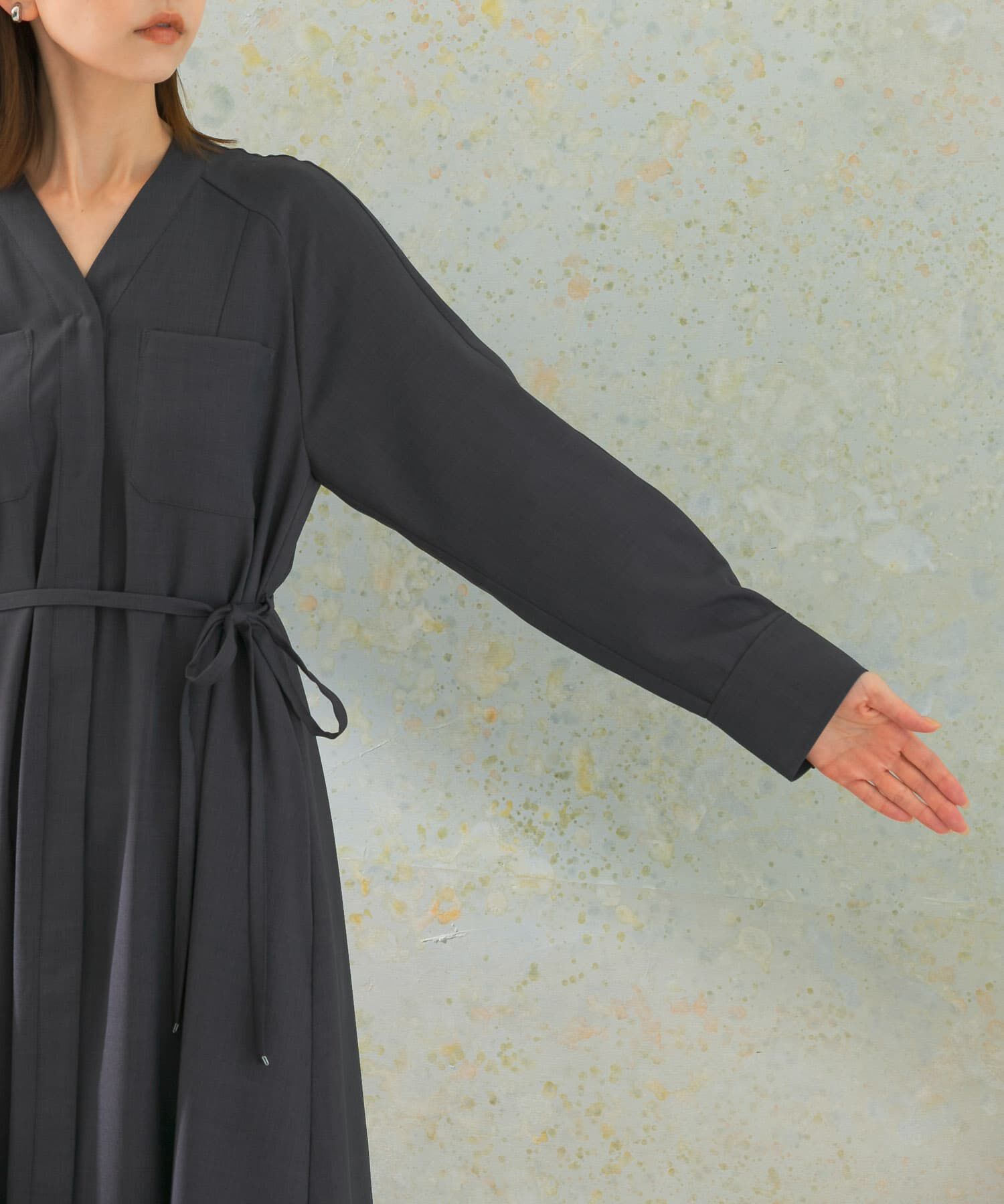 URBAN RESEARCH ROSSO「ポケットデザインVネックワンピース」|ワンピース|