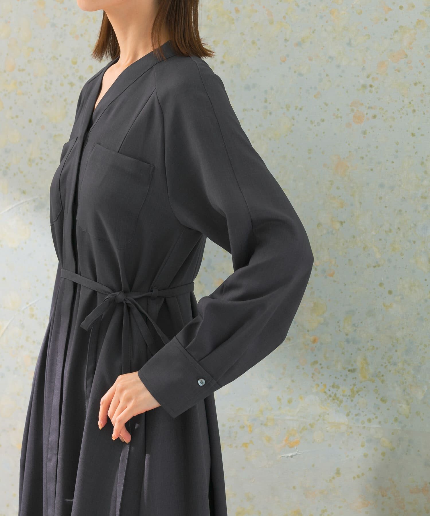 URBAN RESEARCH ROSSO「ポケットデザインVネックワンピース」|ワンピース|