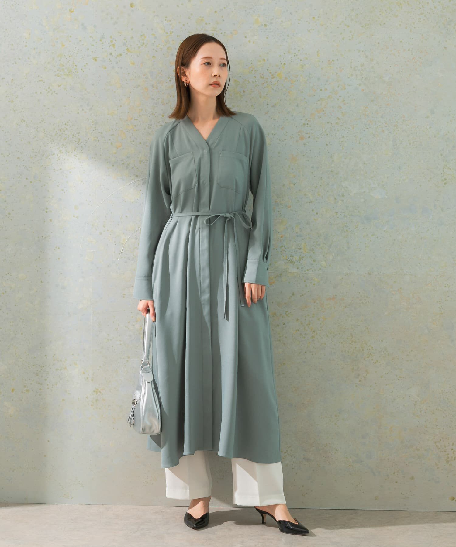 URBAN RESEARCH ROSSO「ポケットデザインVネックワンピース」|ワンピース|