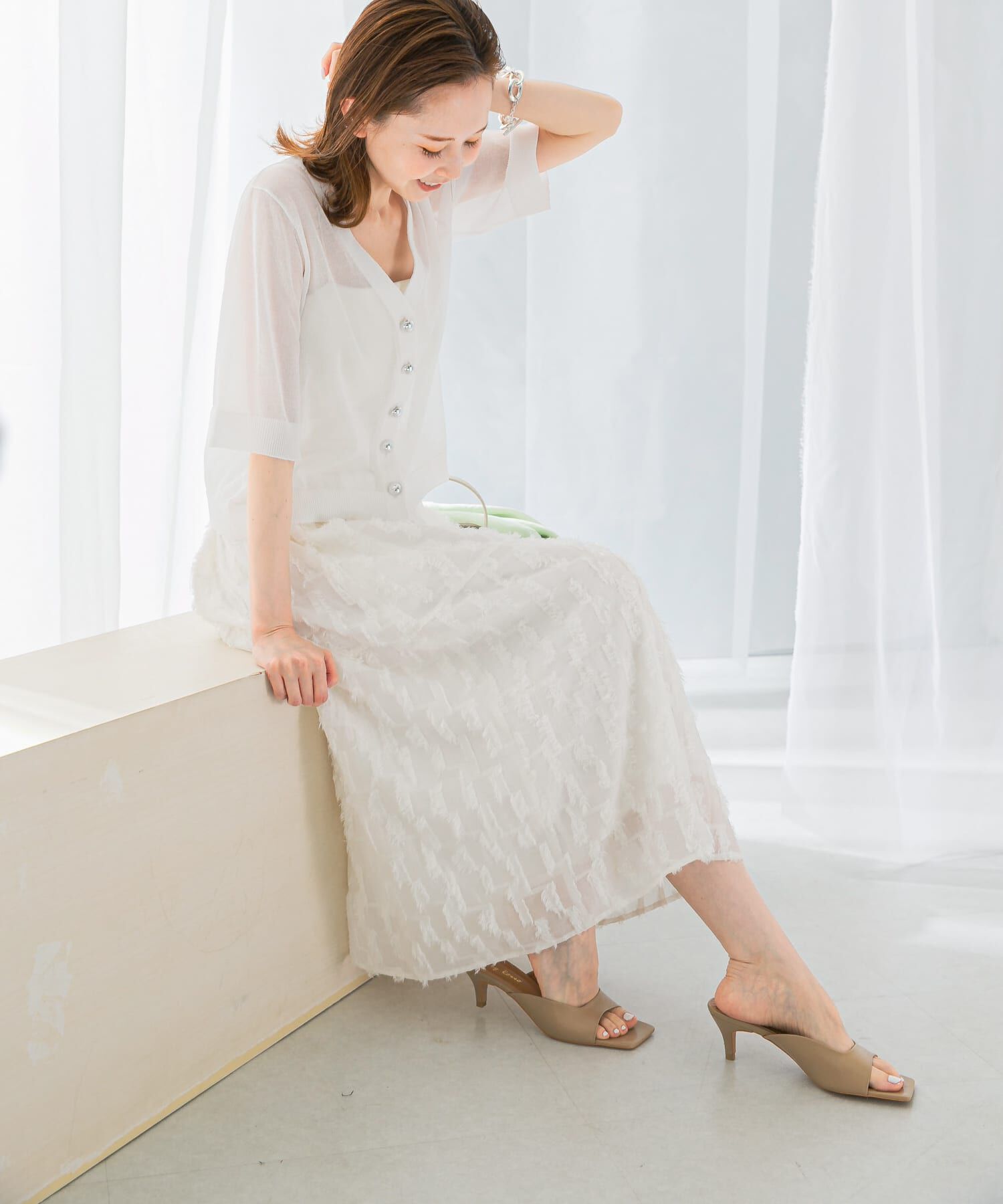 URBAN RESEARCH ROSSO「デザインボタンシアーカーディガン」|カーディガン|