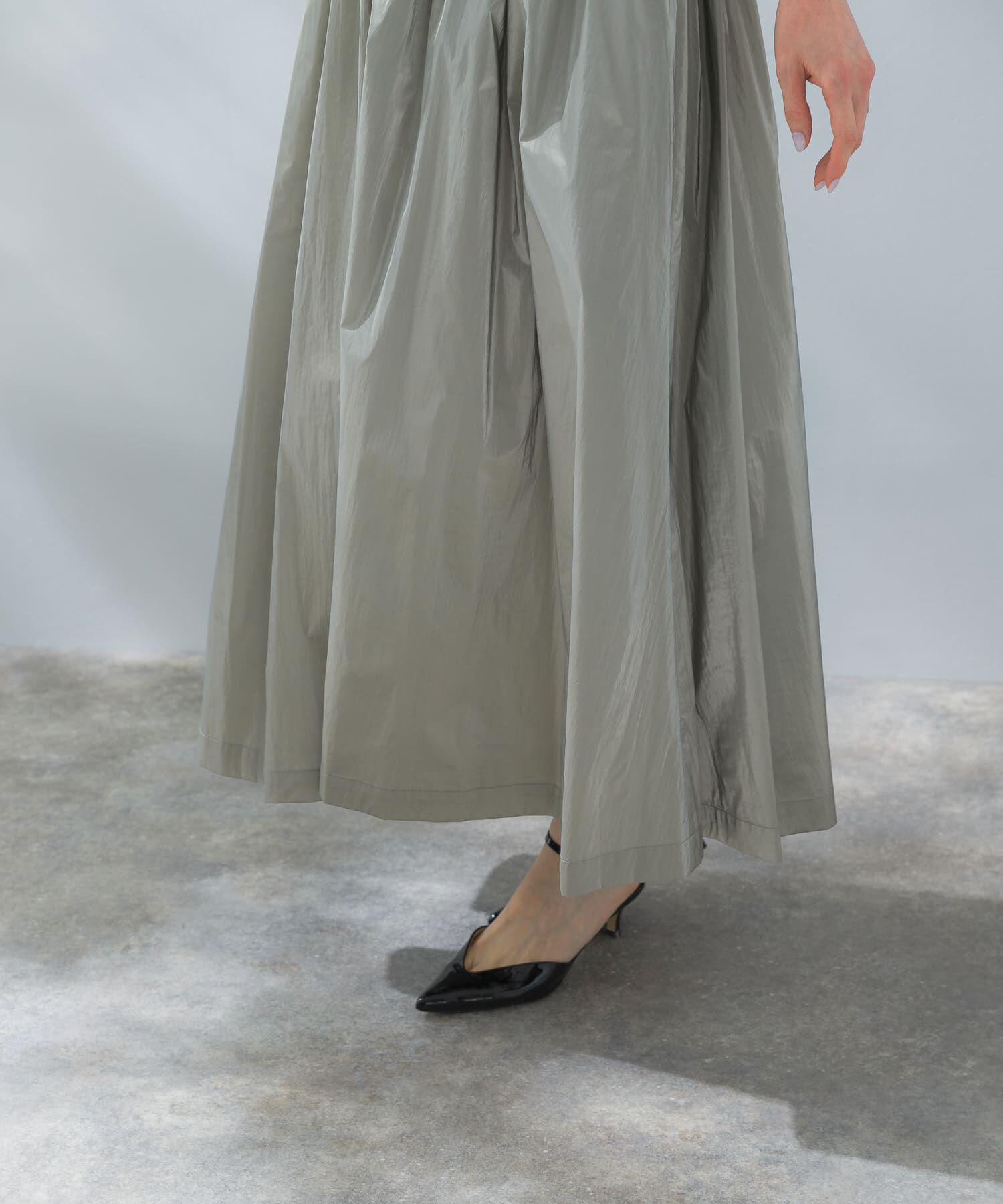 URBAN RESEARCH ROSSO「グロッシーギャザースカート」|スカート|