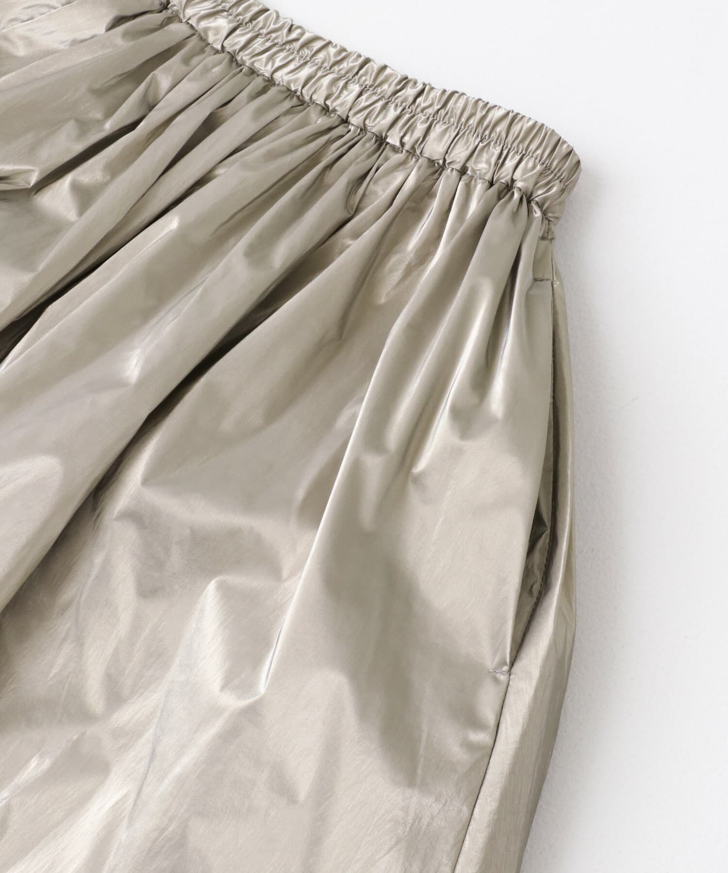 URBAN RESEARCH ROSSO「グロッシーギャザースカート」|スカート|