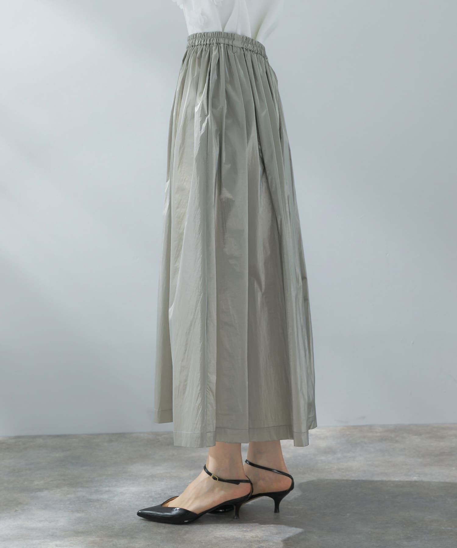 URBAN RESEARCH ROSSO「グロッシーギャザースカート」|スカート|