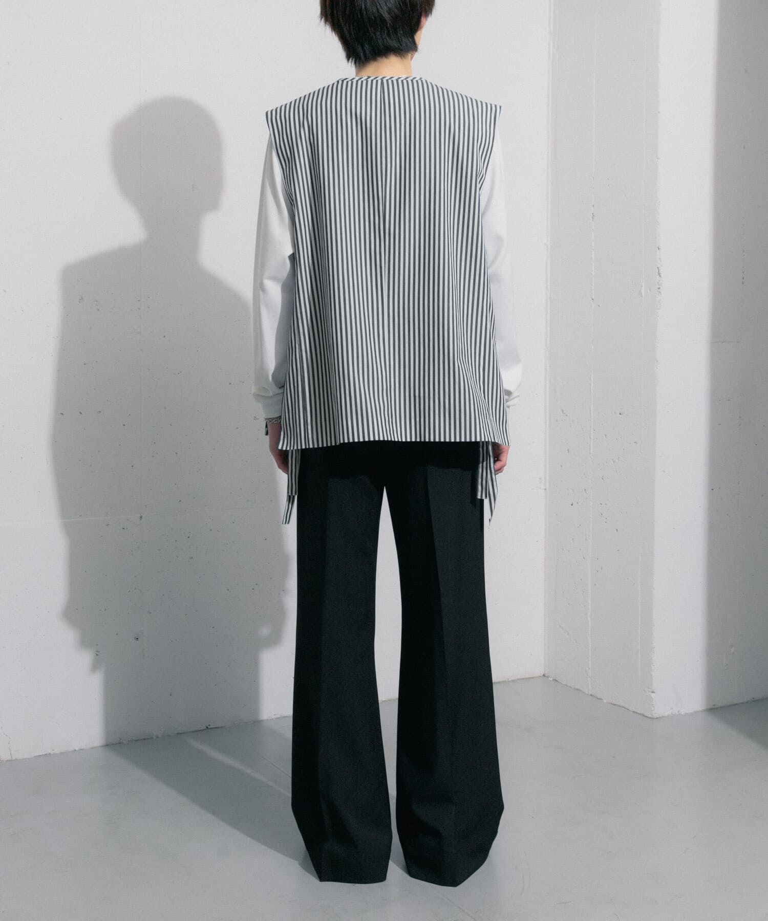 SENSE OF PLACE by URBAN RESEARCH「hxcyyd &times; SOP　ストライプフラワーコサージュシャツベスト(UNISEX)」|ベスト・ジレ|