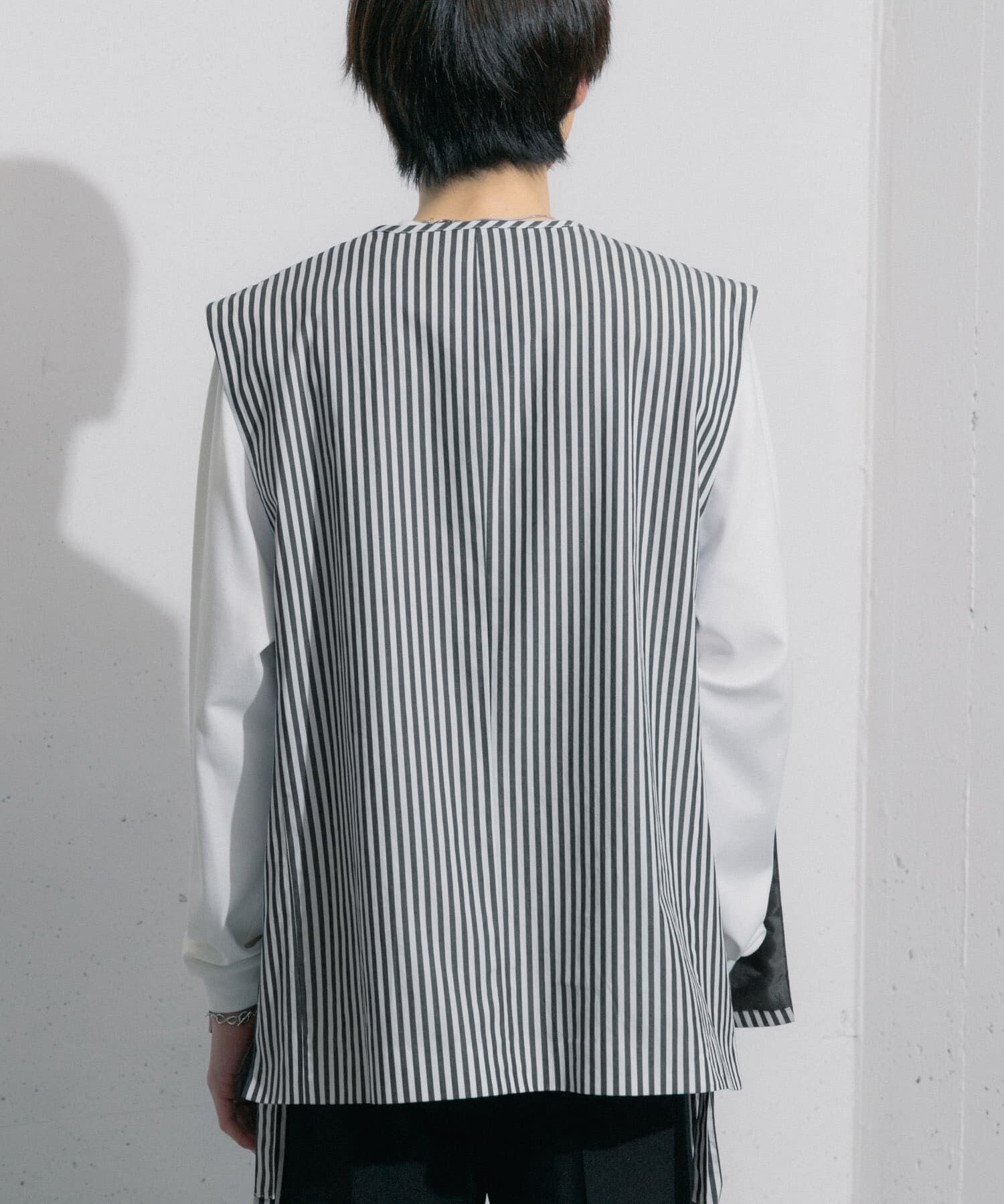 SENSE OF PLACE by URBAN RESEARCH「hxcyyd &times; SOP　ストライプフラワーコサージュシャツベスト(UNISEX)」|ベスト・ジレ|