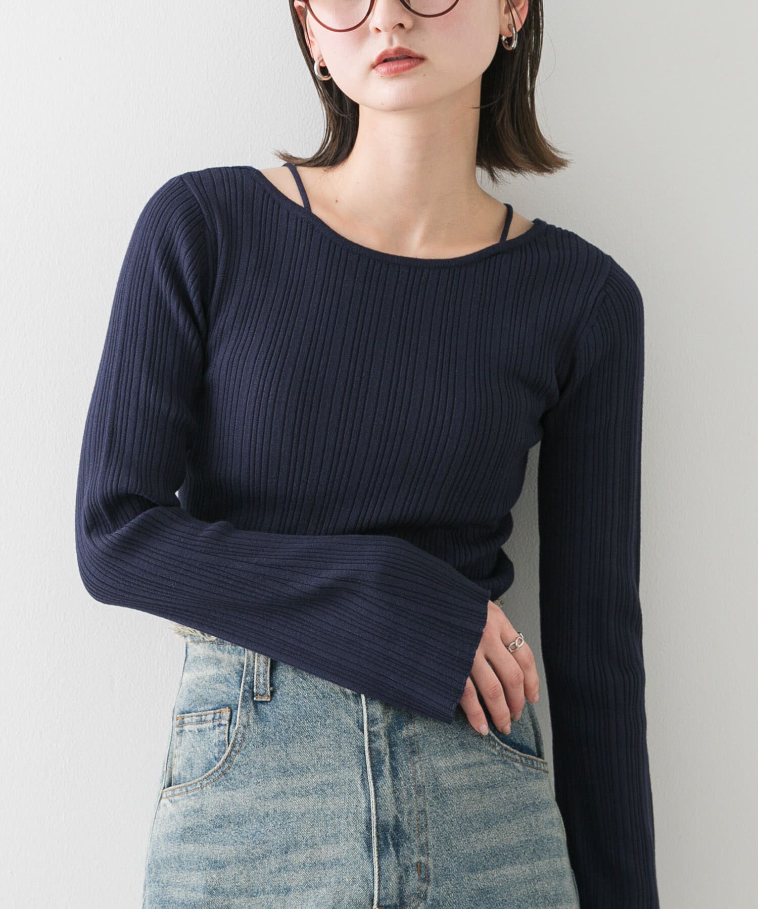 SENSE OF PLACE by URBAN RESEARCH「ストラップラウンドネックセーター」|ニット・セーター|ネイビー
