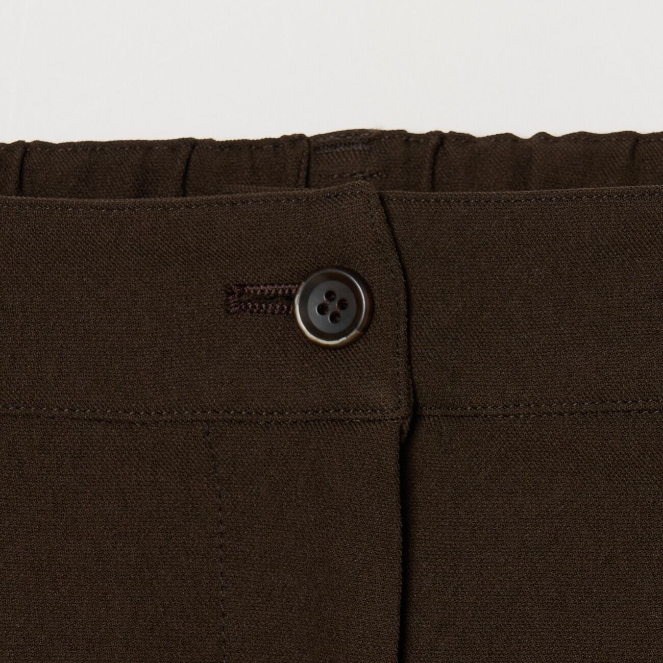 HELIOPOLE「HELIOPOLE TUCK STRAIGHT PANTS」|チノ|