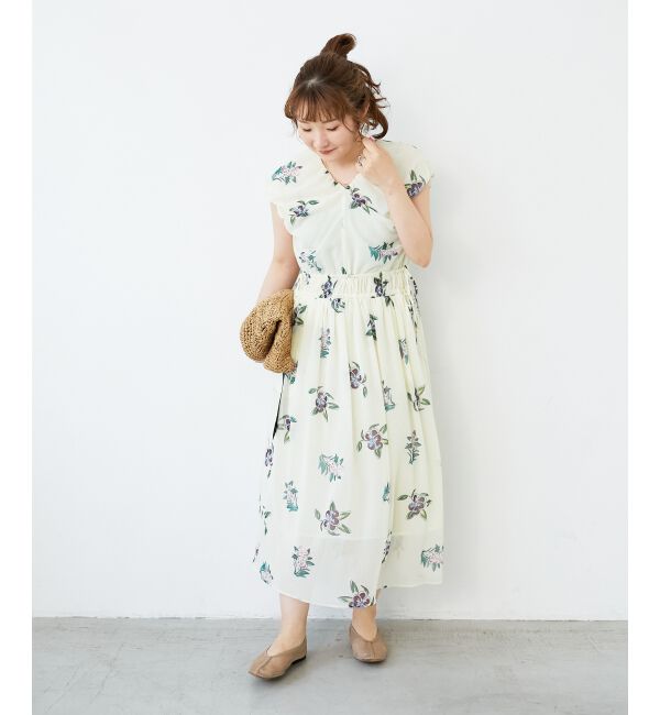  「《WEB/一部店舗限定アイテム》KAZUMIDOIボタニカルギャザーワンピース」|ワンピース|