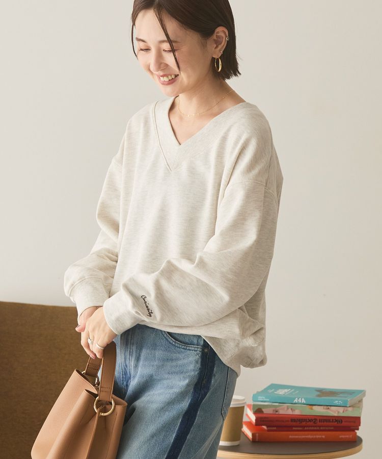 AMERICAN HOLIC「Vネックワンポイントロゴスウェットプルオーバー」|スウェット・ジャージ|