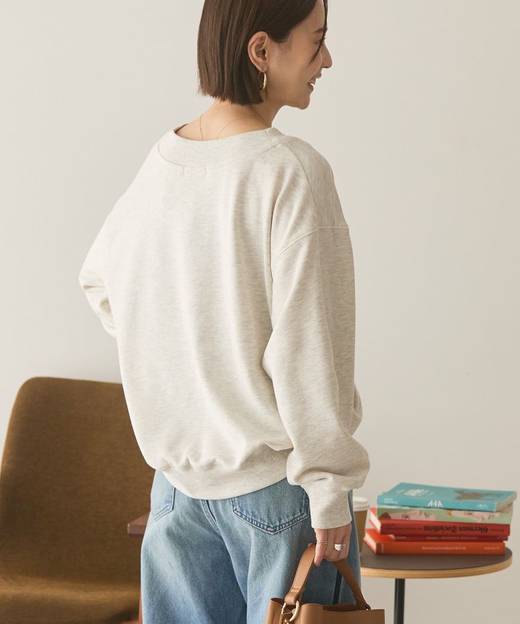 AMERICAN HOLIC「Vネックワンポイントロゴスウェットプルオーバー」|スウェット・ジャージ|