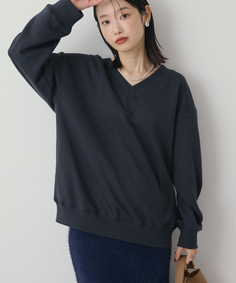 AMERICAN HOLIC「Vネックワンポイントロゴスウェットプルオーバー」|スウェット・ジャージ|