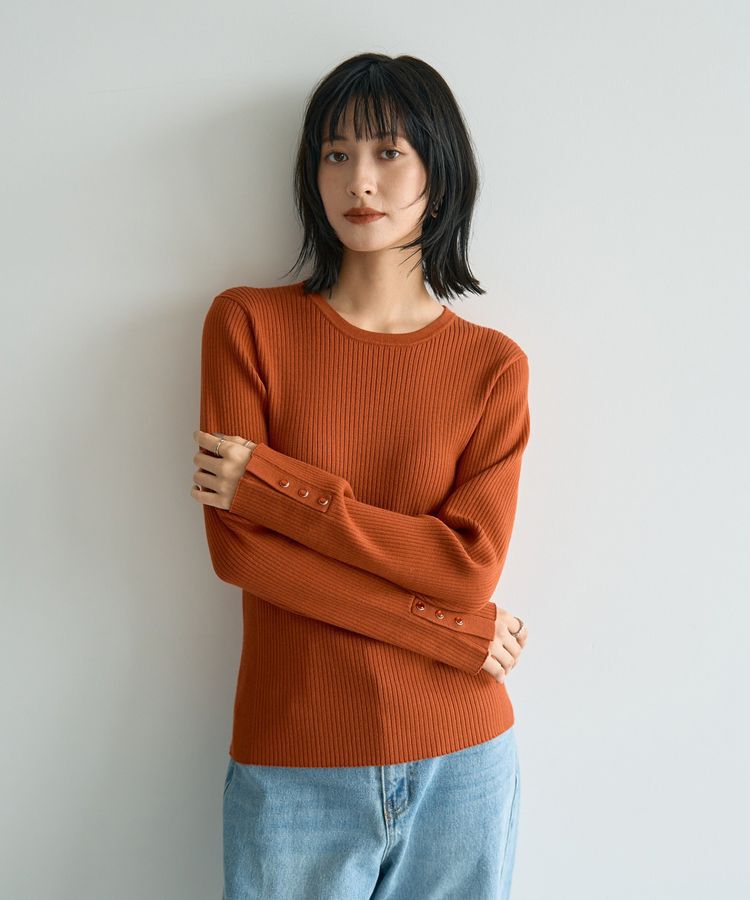 YECCA VECCA「袖釦クルーネックリブニット」|ニット・セーター|