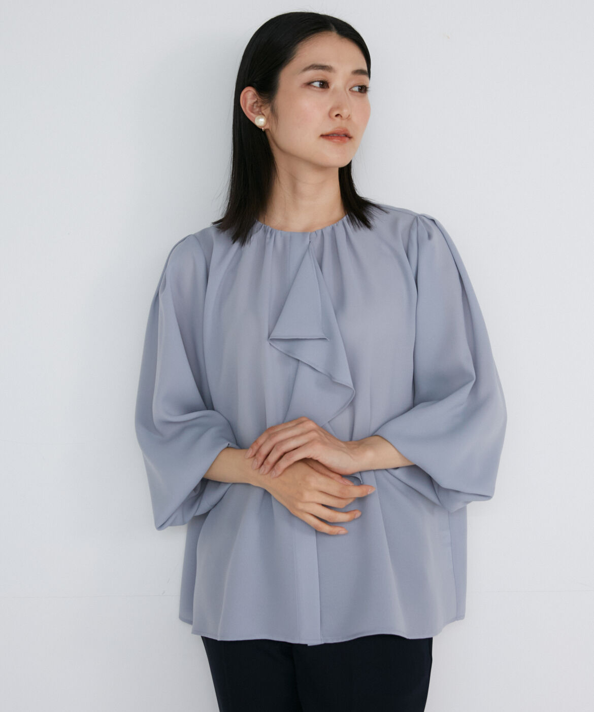 INED「《大きいサイズ》2WAYフリルブラウス」|シャツ・ブラウス|