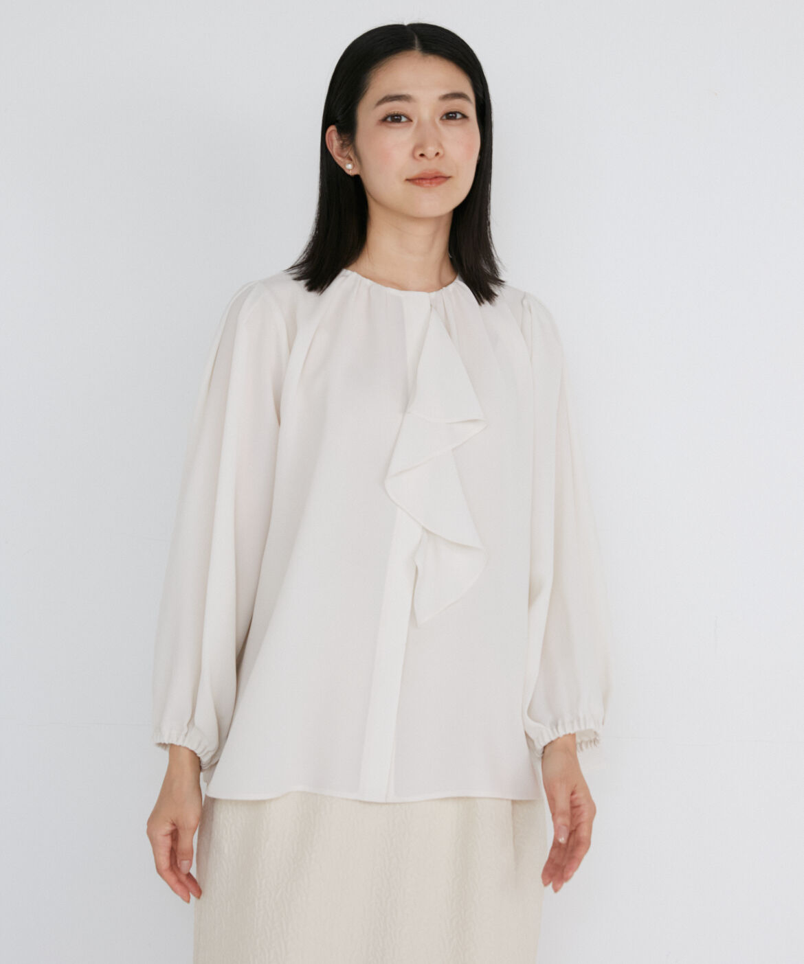 INED「《大きいサイズ》2WAYフリルブラウス」|シャツ・ブラウス|