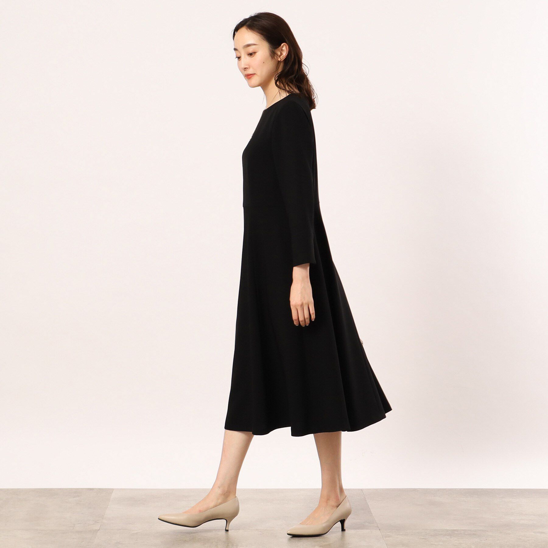 UNTITLED「トリアセエアクロスワンピース」|ワンピース|