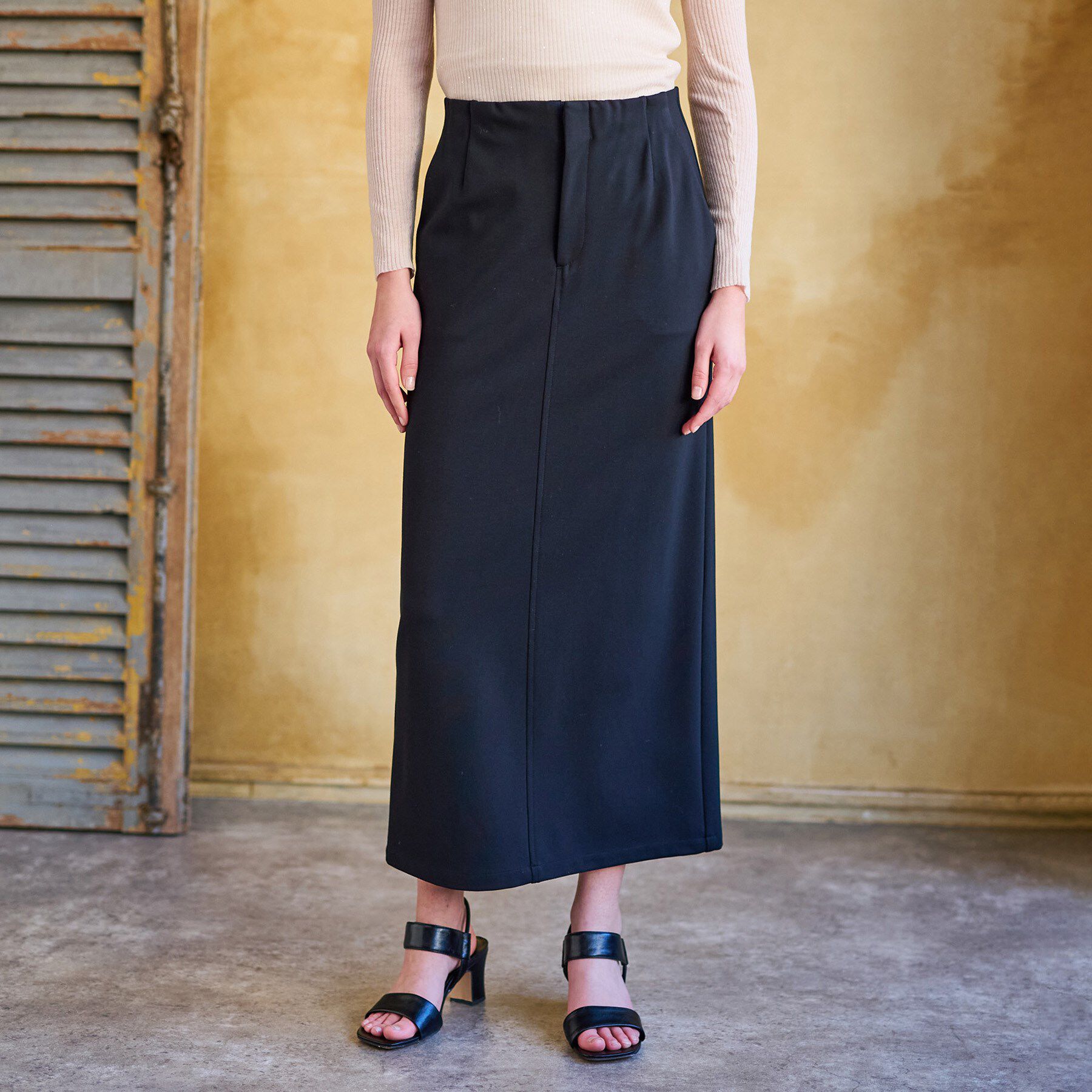 DRESSTERIOR「【大人百花春号掲載　モデル美香さん着用】ストレッチポンチタイトスカート」|スカート|