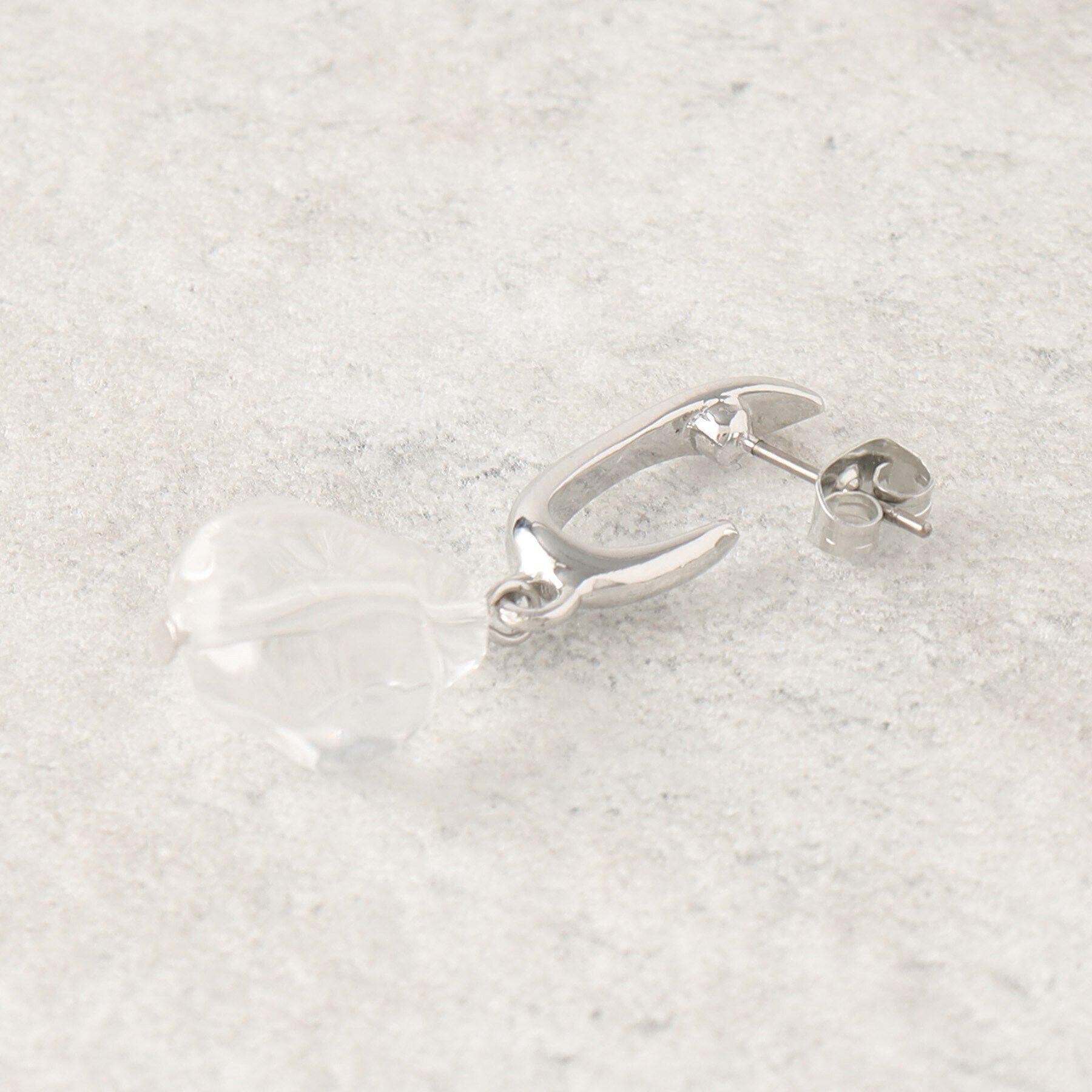 grove「クリアブロックメタルピアス」|ピアス|