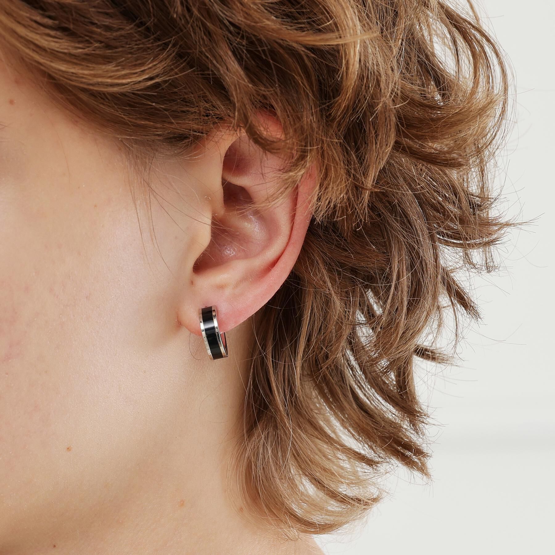 TAKEO KIKUCHI「ブラックエポラインピアス」|ピアス|