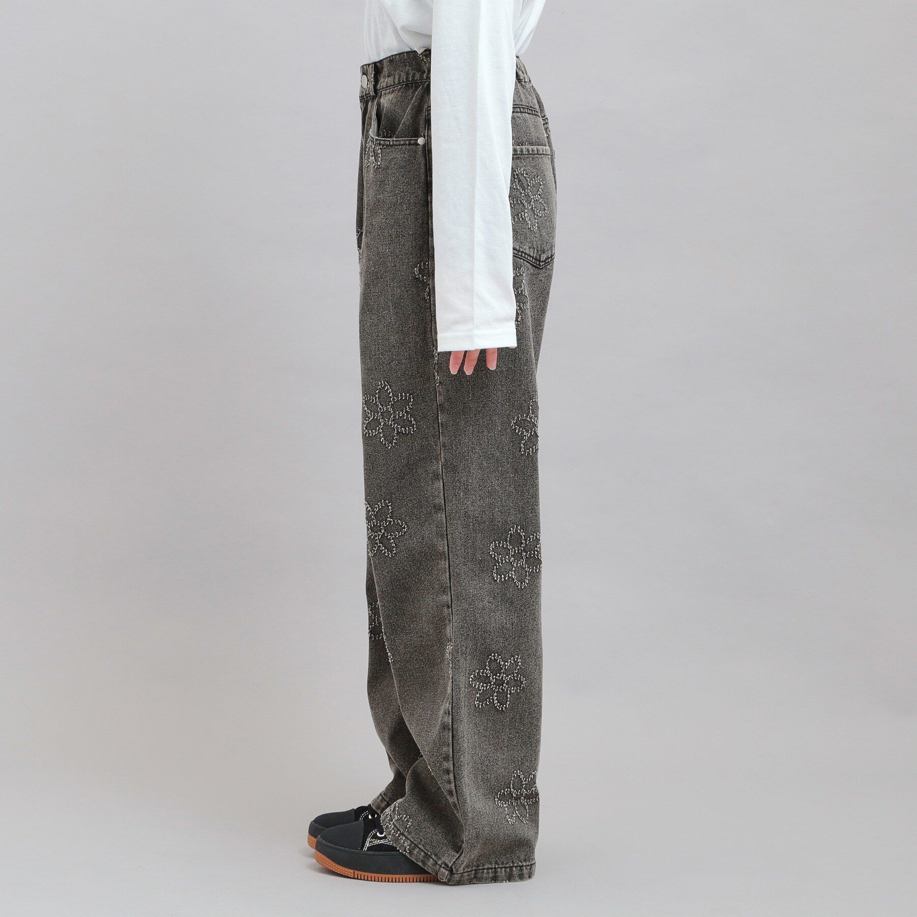 PINK-latte「フラワー柄デニムロングパンツ」|その他|