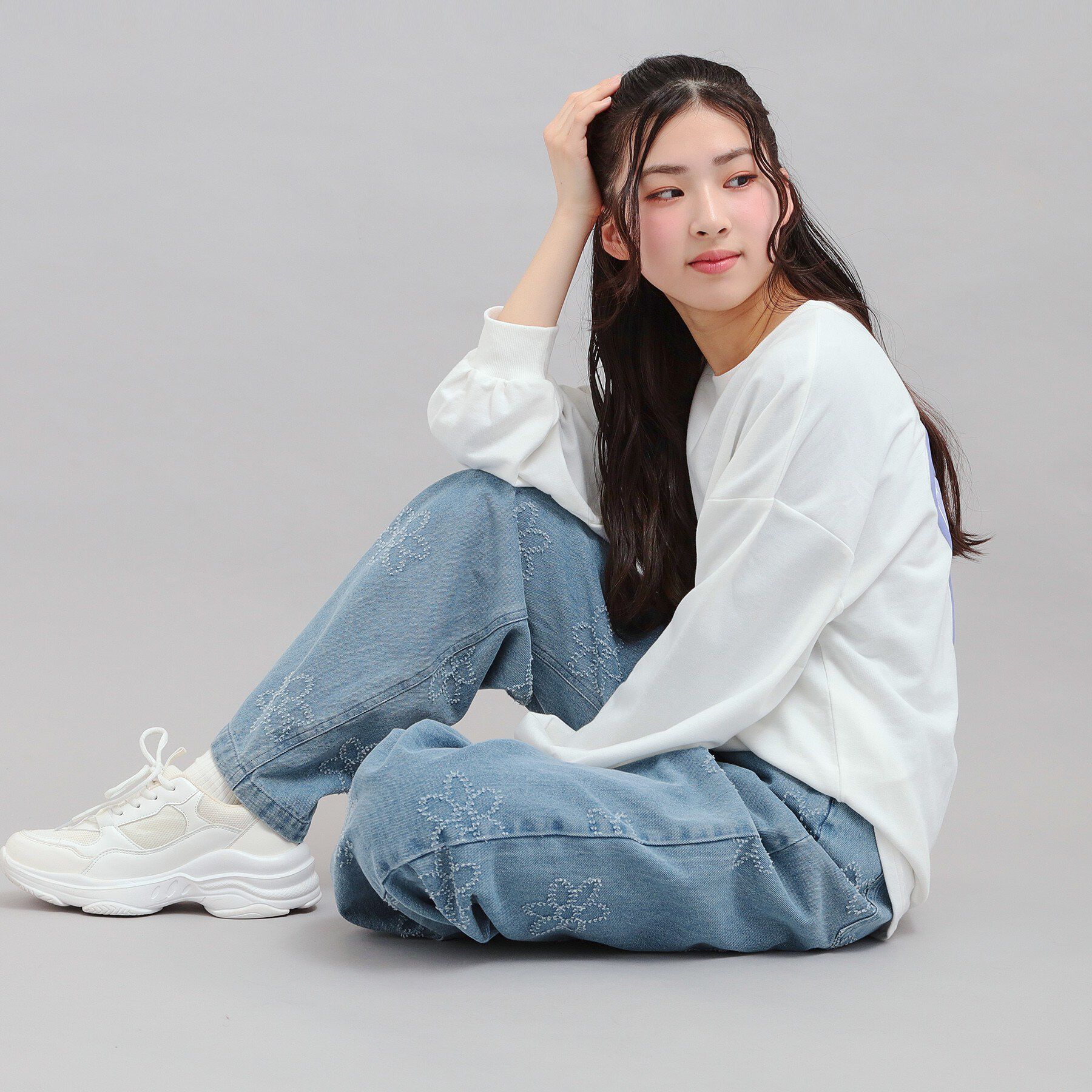 PINK-latte「フラワー柄デニムロングパンツ」|その他|ブルー(593)