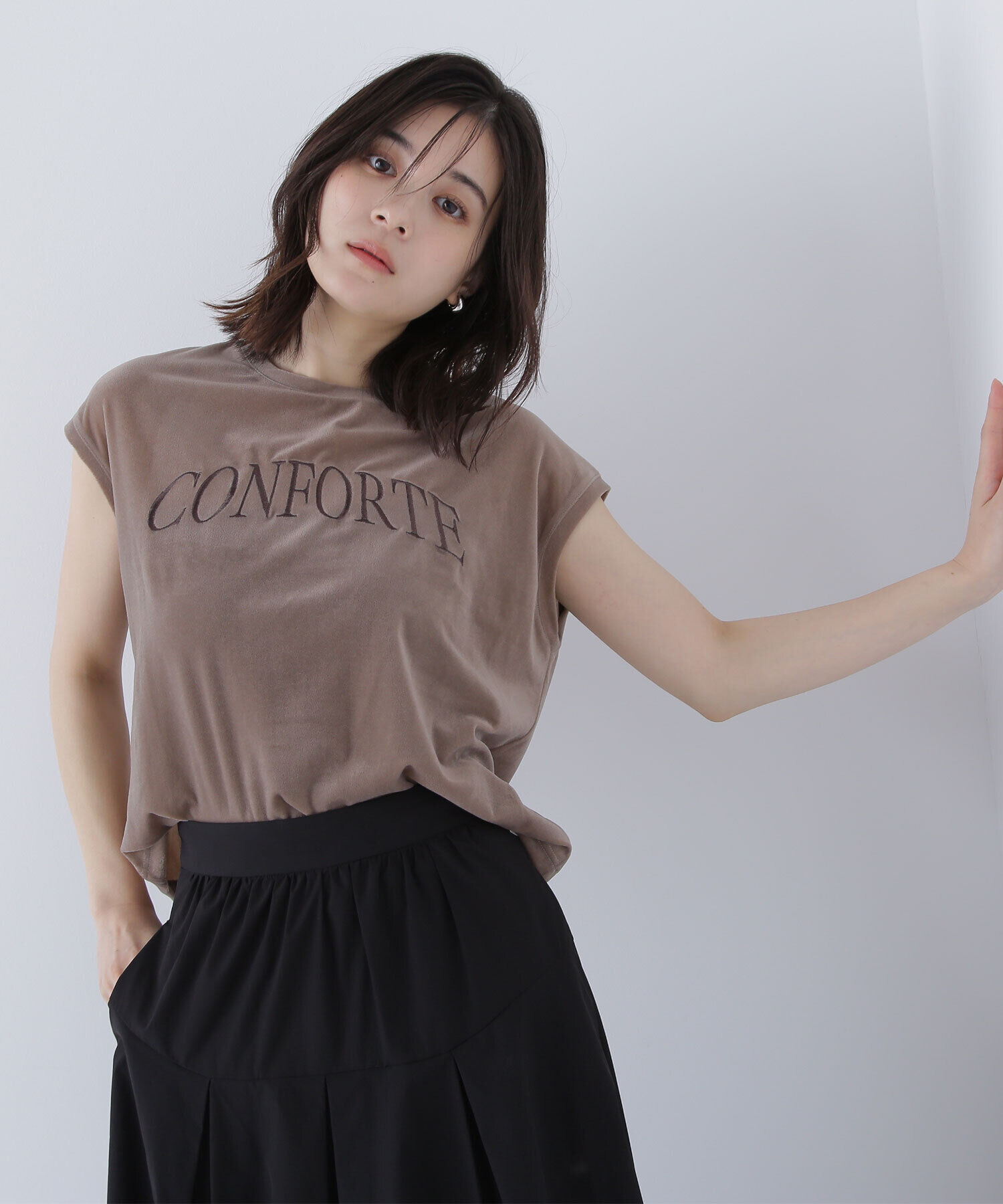  「ベロアロゴ刺繍トップス」|Tシャツ・カットソー|