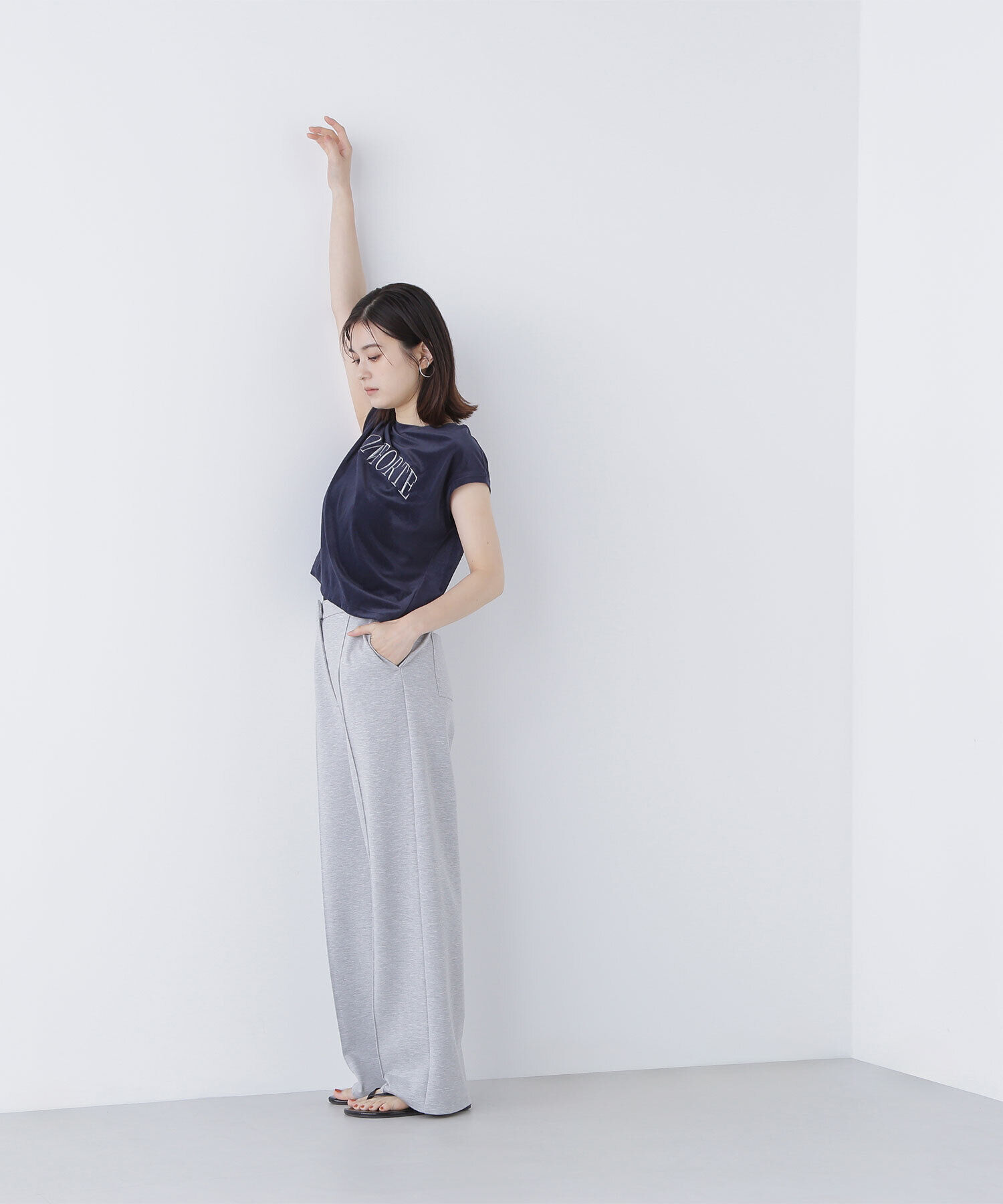  「ベロアロゴ刺繍トップス」|Tシャツ・カットソー|